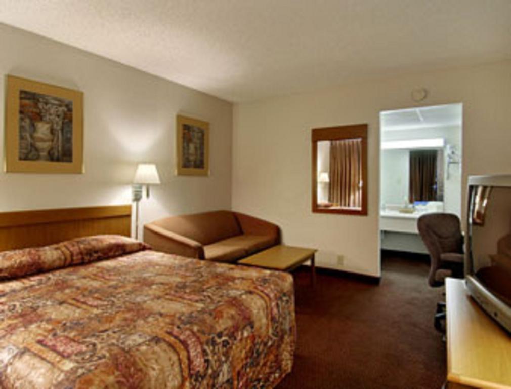 Howard Johnson Inn & Suites Columbus Habitación foto